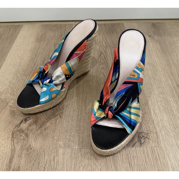 Emilio Pucci Shoes - EMILIO PUCCI Wedge Platform Sandals Black/Blue Geometric 40 Made in Spain Y2K